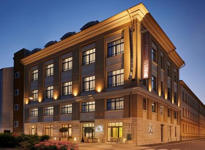 Artis Boutique Hotel