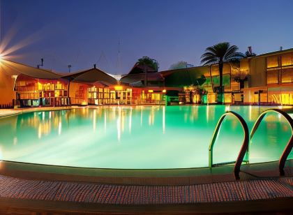 Aracan Eatabe Luxor Hotel