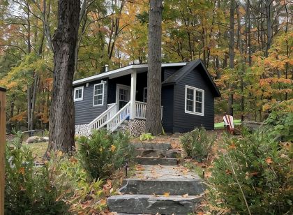 Riverside Blue… Your cozy guesthouse for all things Muskoka!