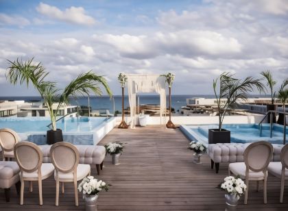 The Reef 28 Hotel & Spa - Luxury Adults Only - All Suites - with Optional All Inclusive