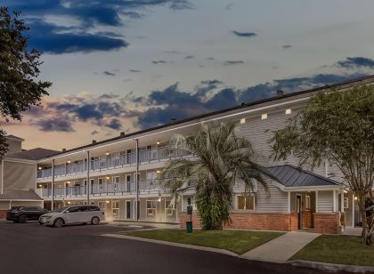 서버번 익스텐디드 스테이 호텔 레이크랜드 노스