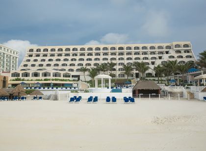 Golden Parnassus Resort & Spa - All Inclusive (Adults Only)