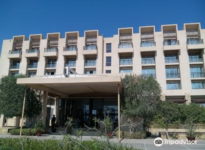 Zaver Pearl Continental, Gwadar