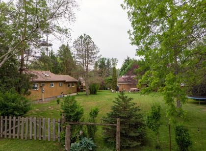 Port Franks 2 Bedroom Cottage With Double Wide Lot