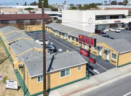 Signal Hill Motel Beach Motel
