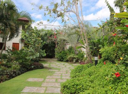 Munting Paraiso by Bravo Hotel