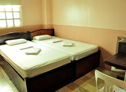 GV Hotel - Ipil