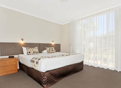 Mandurah Motel and Apartments