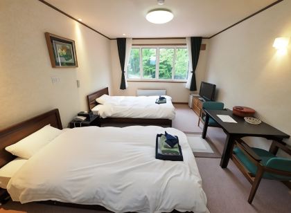 芽登温泉ホテル