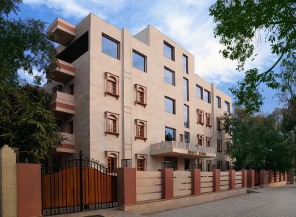 Hotel Bhakti Dhama