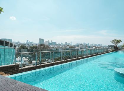 Tranquil and Well Appointed Studio Apartment at Menteng Park by Travelio