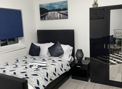BV Lush Studio at Queensgate Huddersfield Town Centre