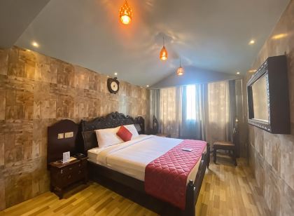 Hyders Park- the Luxury Hotel