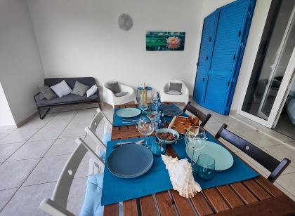 Pool Seaside Relais - VILLE Ninfea, Marea, Rosa e Cassiopea - Fontane Bianche