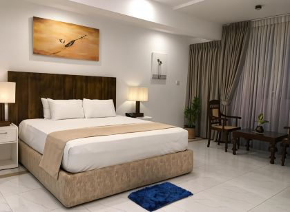 Lavinia Bay Beach Hotel