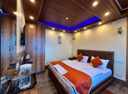 Hotel Ratna Villa