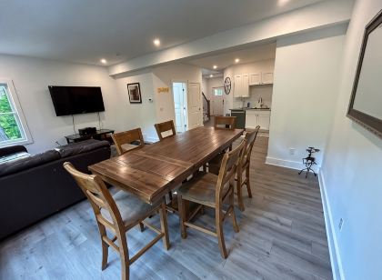 Brand New 3 Bedroom next to Thourghbred horse farm with views of Saratoga Lake.