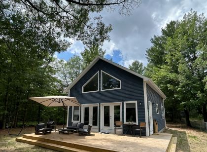 The Blue Elk - Lake Huron Views & Beach Access