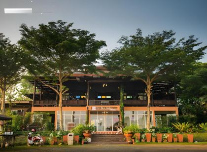 De Bua Valley - เดอบัววัลเลย์ วังน้ำเขียวโคราช