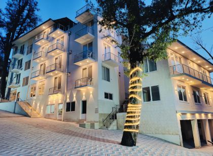 Pinemont Hotel