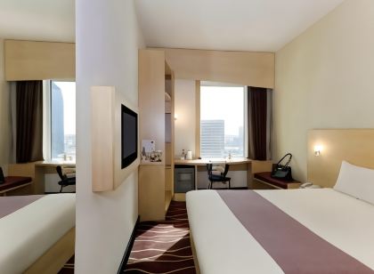 Ibis Sharq