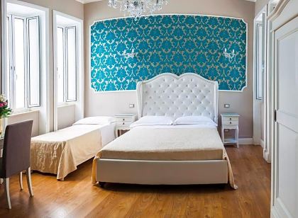 Opera Relais