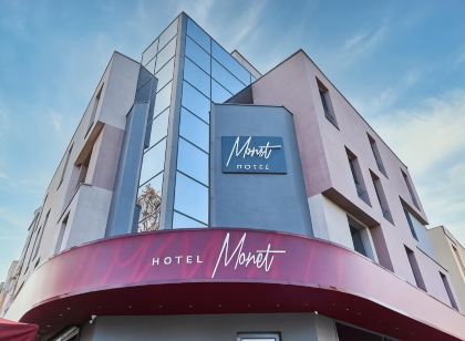 Monet Hotel