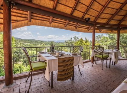La Roca Guest House