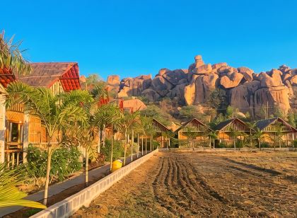 Oshos Organic Resort Hampi