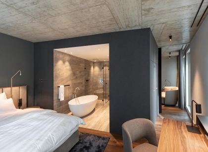 Legend Hotel