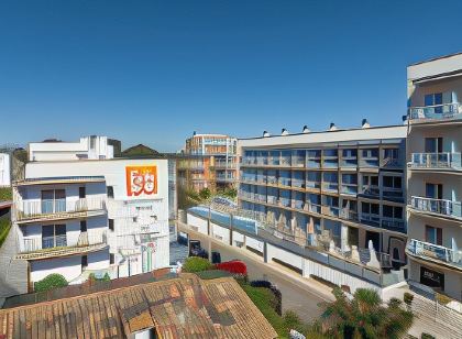 BQ Amfora Beach - Adults Only