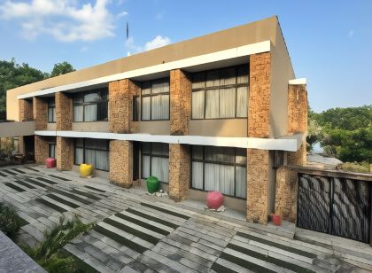 Bansari Greens Resort