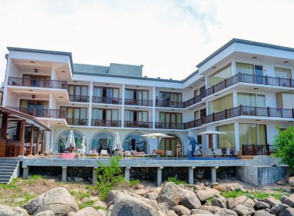 Watergate Resort Unawatuna