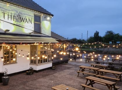 天鵝 - 科倫坡版飯店