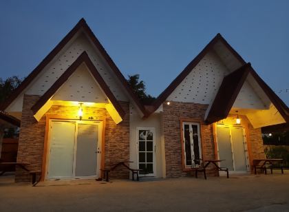 Pilly Holiday Home