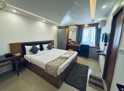 Hotel Vaishnavi Heights