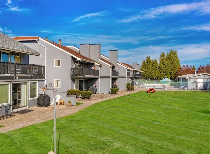 2Br + Loft • Summer Escape Special w Hot Tub - 207