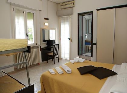 Hotel Villa Dina