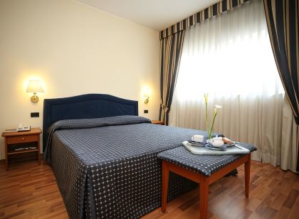 Hotel Executive Meeting & Events
