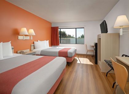 Motel 6 San Simeon, CA - Hearst Castle Area