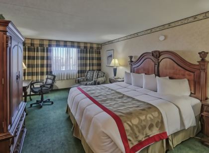 Ramada Plaza by Wyndham Albuquerque Midtown