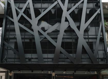 เบดแอนด์ไบค์ โฮสเทล