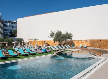 Infinity Blue Boutique Hotel & Spa
