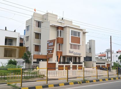 Hotel Embassy