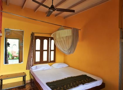 Archana Guest House River View