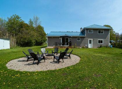 Private PEC Retreat w Games Room