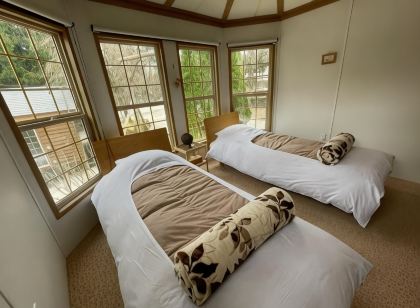 Hakuba Canadian Lodge