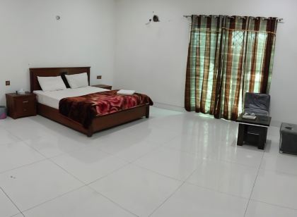 Alhamra Hotel