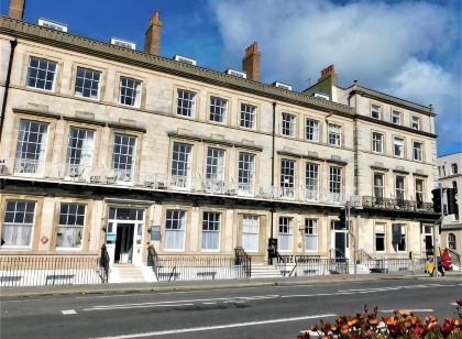 The Jubilee Hotel East - with NEWLY REFURBISHED SPA FACILITIES - GAMESPIT - AND SMOKEHOUSE