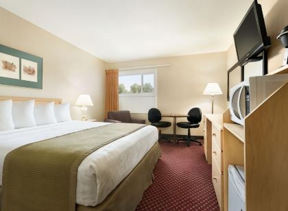 Travelodge by Wyndham Lethbridge